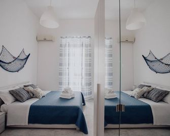 La Dimora Di Stesa By Monholiday - Monopoli - Habitación