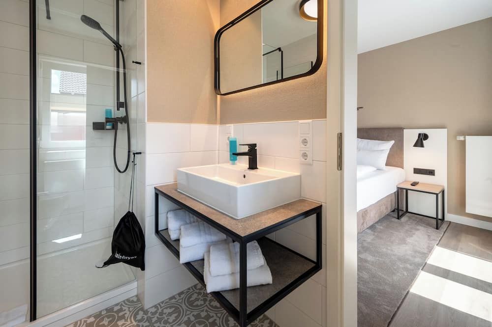 Hotel am Schlosspark - Husum - Badkamer