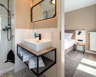 Hotel am Schlosspark - Husum - Badkamer