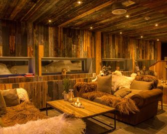 Snowhotel Kirkenes - Kirkenes - Living room