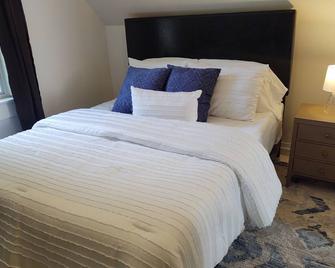 Cozy 1-bedroom apartment in delightful Brattleboro - Brattleboro - Bedroom