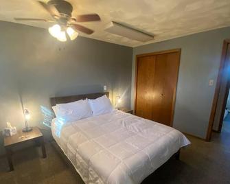 Pierson Ranch Overlook Near Lewis & Clark Lake - Yankton - Bedroom