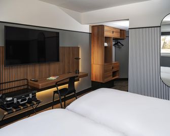 Hôtel Mercure Caen Centre Port de Plaisance - Caen - Bedroom