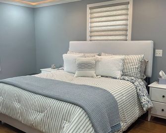 Cozy Coastal Retreat- Walk to the Beach, Pier, and more! - Ventnor City - Habitación