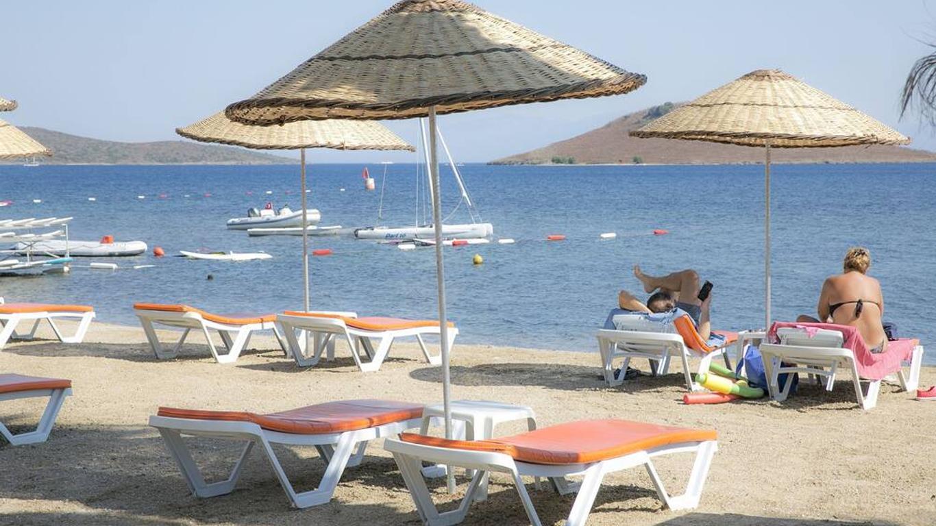 Bodrum Sea Side Beach Club Hotel