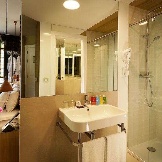 Axel Hotel Barcelona image 1