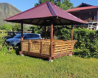 Ilasan cottage. - Manado - Budynek
