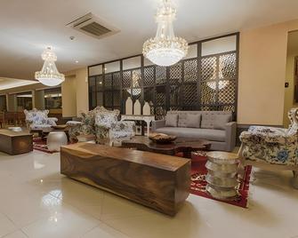 Grand Sarila Hotel Yogyakarta - Depok - Lobby