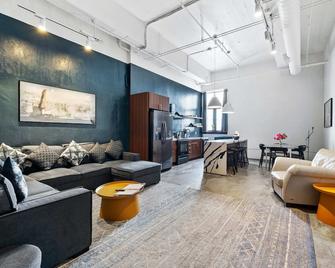 3E-Spacious 2 bedroom in Oakland, sleeps 8 - Pittsburgh - Wohnzimmer