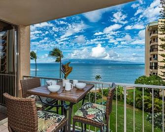 Deluxe Oceanview Maui Studio..New & Updated - Lahaina - Balcón