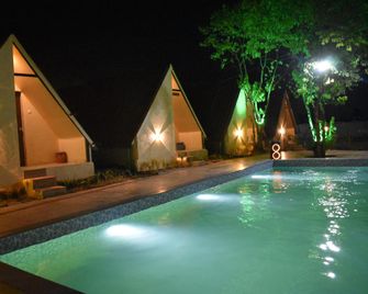 Green Orchid Resort and Farm - Nashik - Pool