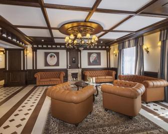 Hotel & Courtyard Aglaya - San Petersburgo - Lounge