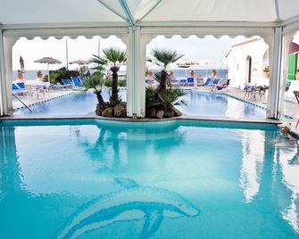 Hotel Solemare Beach & Beauty Spa - Ischia - Pool