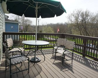 Gateway Getaway - Hagerstown - Balcony