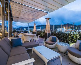 DoubleTree by Hilton Hotel Bogotá - Parque 93 - Bogota - Patio