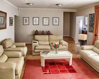 Botleng Guest House - מאסרו - סלון