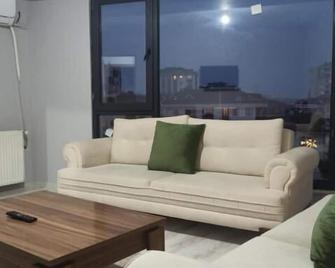 Dilaver-Apart - Istanbul - Wohnzimmer