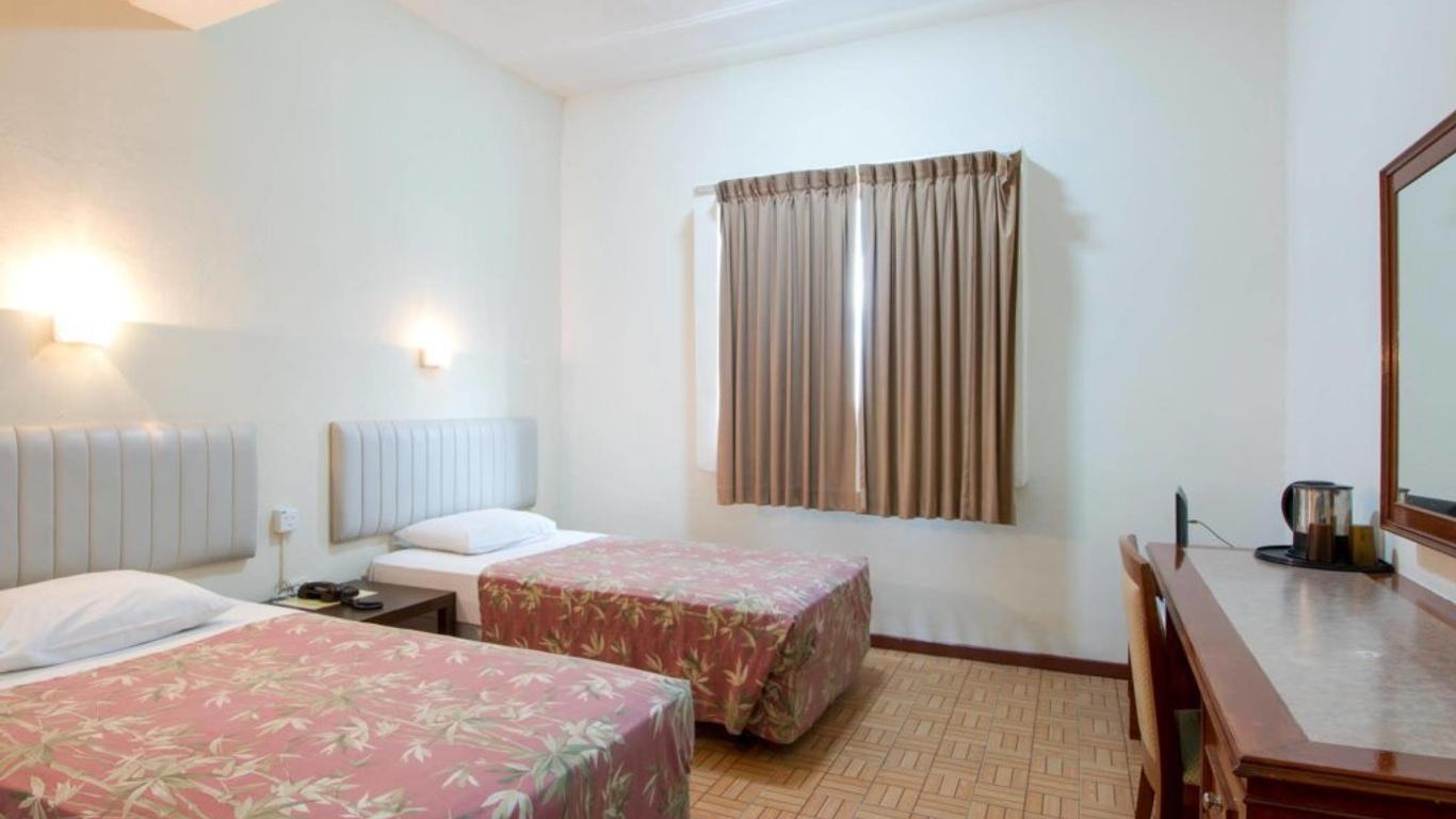 Coliwoo Hotel Pasir Panjang - Coliving