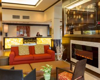 Hilton Garden Inn Buffalo Airport - Cheektowaga - Front desk