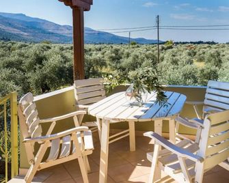 Filippos - Skala Rachoniou - Balkon