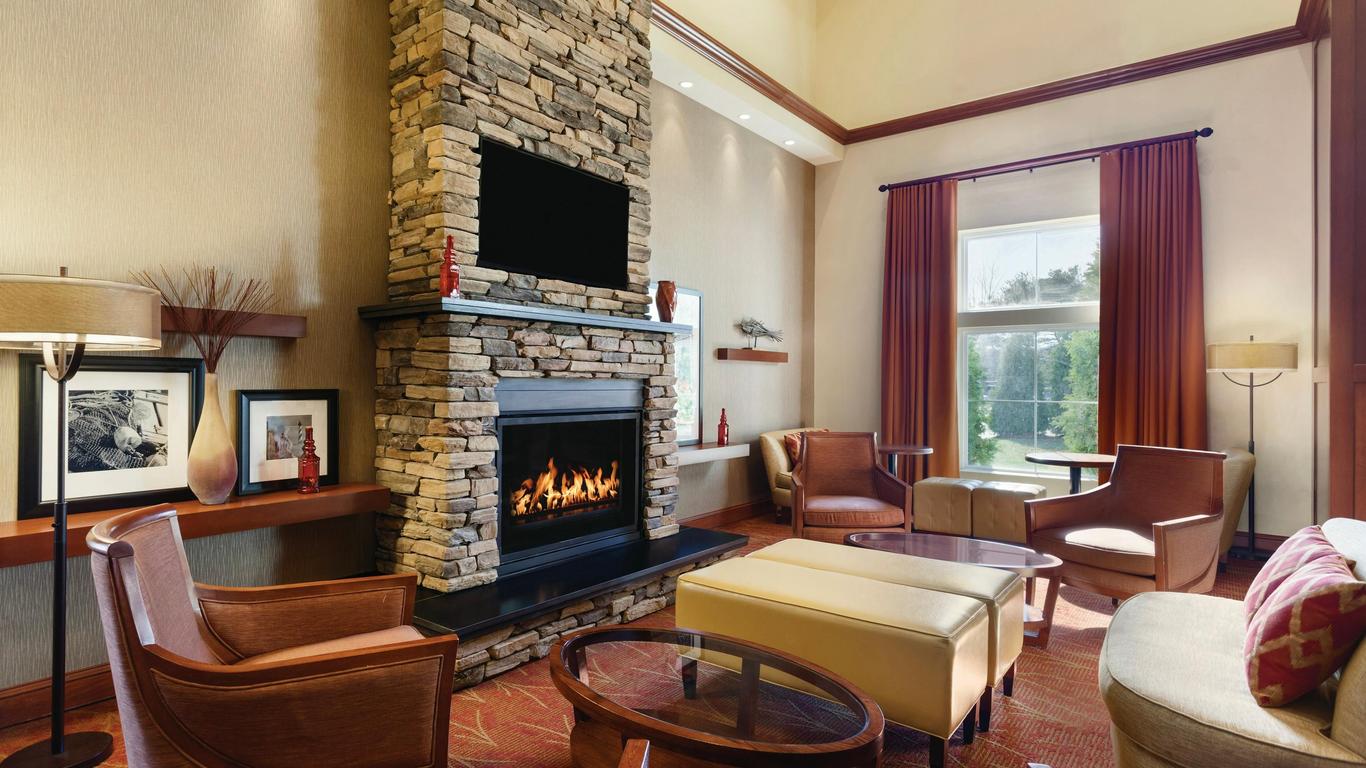 Hampton Inn & Suites Mystic
