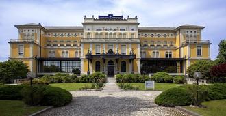 Hotel Villa Malpensa - Vizzola Ticino - Gebäude