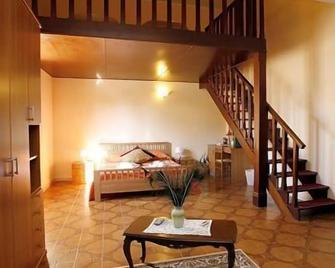 Luana Inn Holiday - Fiumicino