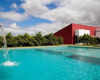 Private, secluded villa with pool - Algoz