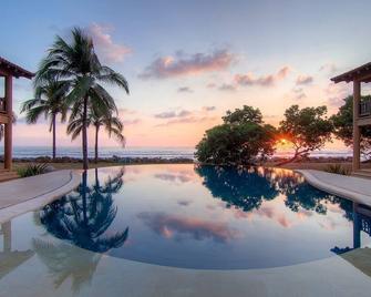 Beautiful, New Villa-Saltwater Pool, Gardens, 200 Feet From The Beach! - Troncones - Pool