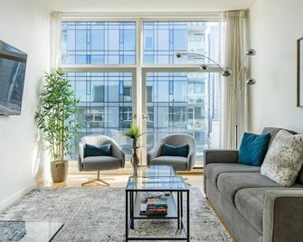 Penthouse above Pike Place Market +Target, Parking, 100 Walk Score - Seattle - Sala