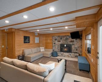 Heron's Perch - Corey Lakehouse with private dock and kayaks - Three Rivers - Wohnzimmer