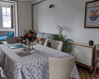 Jullouville, Villa 200m from the beach, close to shops. Comfort and relaxation! - Jullouville - Salle à manger