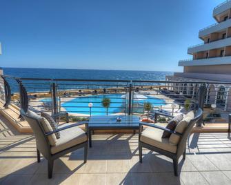 Radisson Blu Resort, Malta St Julian's - St. Julian's - Balcony