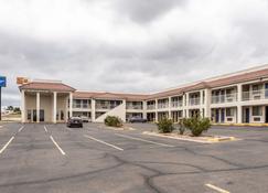 Rodeway Inn - Santa Rosa - Edifício