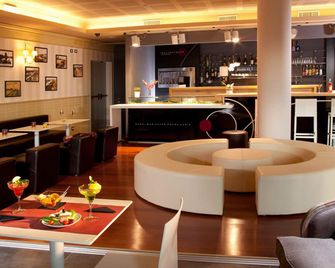 Hotel Tiber - פיומיצי'נו - בר