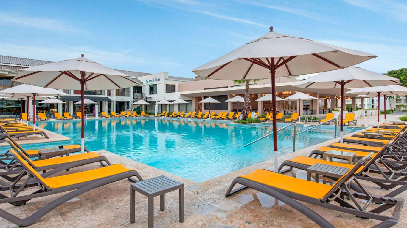 Beach House Playa Dorada by Faranda Hotels