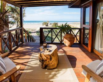 Family Beach Villa, Mozambique - Inhambane - Balcony