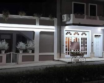 Albergo B&B Ristorante Grace - Vibo Valentia - Будівля