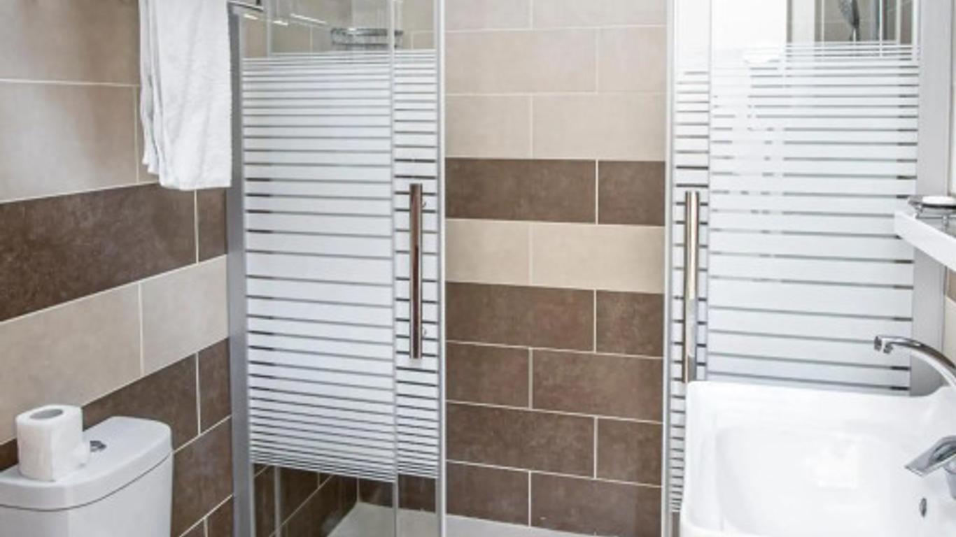 Al-Riyati For Hotel Apartments