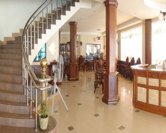 Asia Hotel - Ciudad de Battambang - Recepción