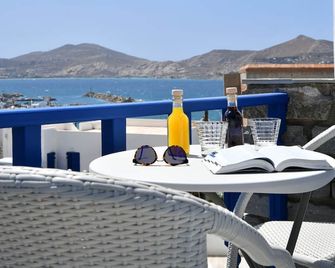 Fotilia Hotel - Naousa - Balkón