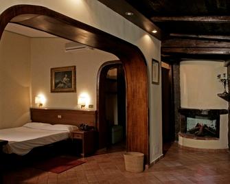 Park Hotel Serenissima - Sacrofano - Schlafzimmer