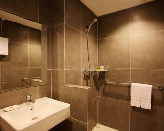 Chiva Bangkok Hotel - Sha Plus - Bangkok - Bathroom