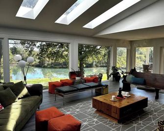 Private Cabin with Scenic Nature Views in Richmond - Richmond