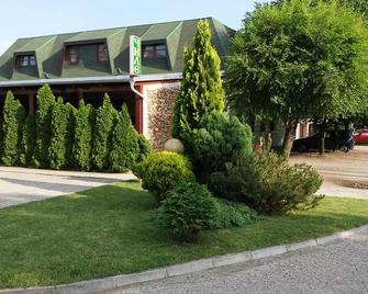 Guesthouse Kod Cileta - Kovin - Vista del exterior