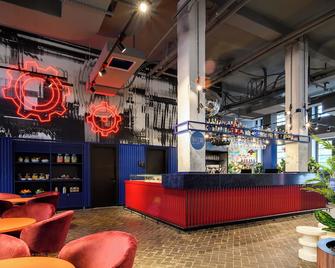 CX Milan Bicocca - Milano - Bar