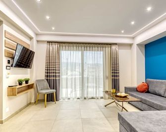 Sapphire Blue Suites - Kissamos - Stue