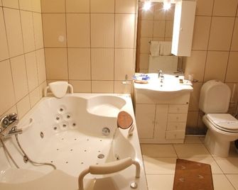 Hotel Elisabeta - Alba Iulia - Baño