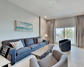 Madeira Bay Resort - Saint Pete Beach - Olohuone