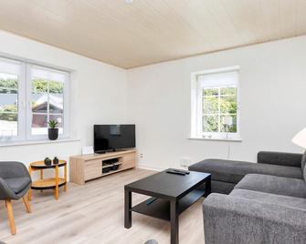 4 star holiday home in Farsø-By Traum - Aars - Wohnzimmer